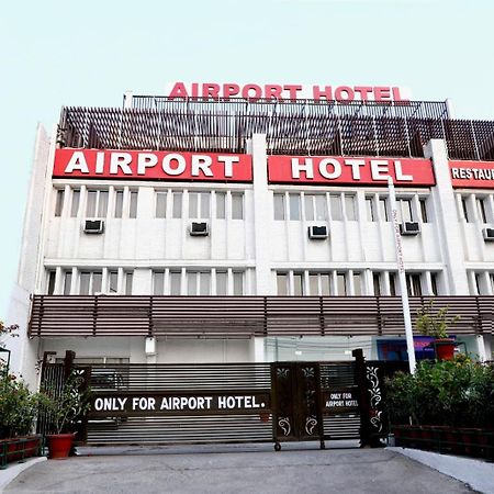 Airport Hotel Nova Deli Exterior foto